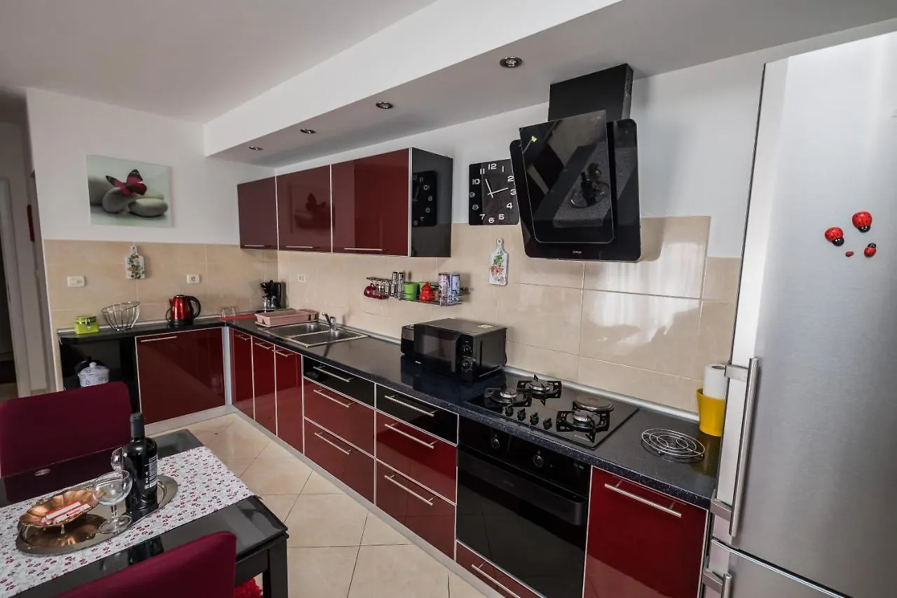 Val Apartment Kastela 0*,  Croatia