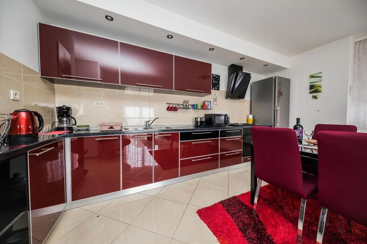 Val Apartment Kastela