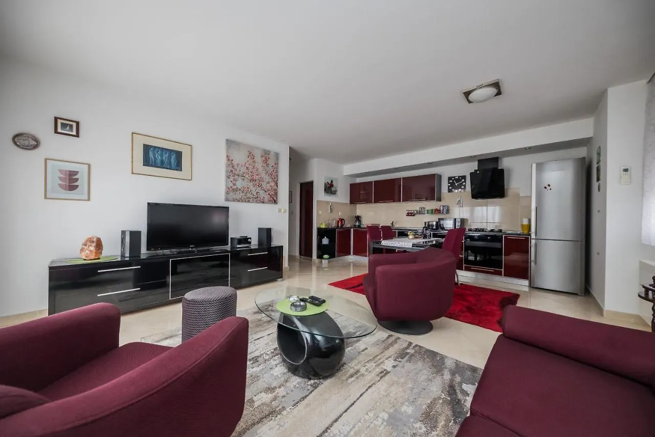 Val Apartment Kastela